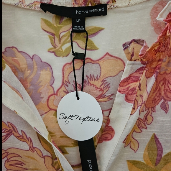 Floral Print Blouse-NWT- Size LP - Picture 9 of 16